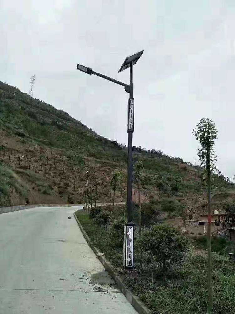 郊区仿古太阳能路灯